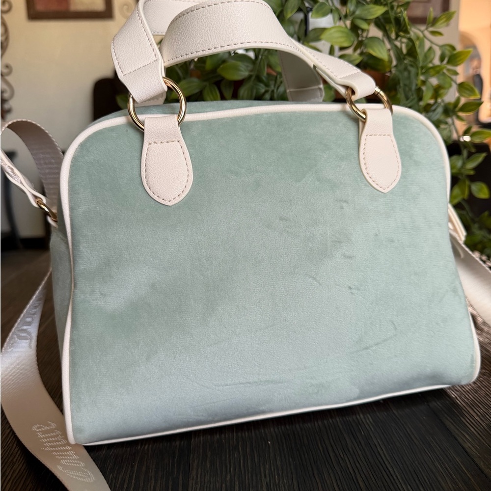 Juicy Couture Mint Green and Cream Satchel with Heart Charm - Picture 3 of 8
